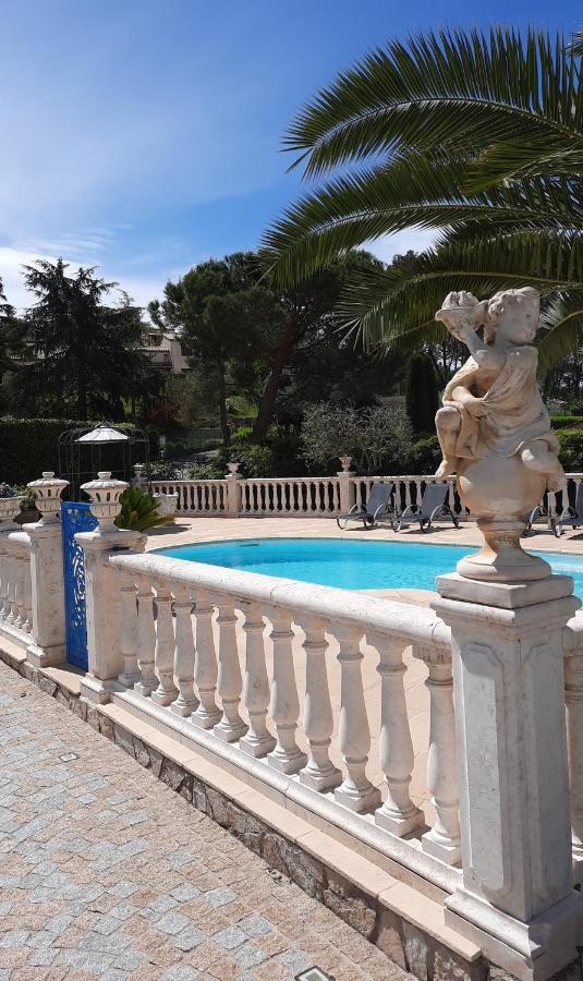 Gite Les Pins Climatise Piscine Chauffee Jardin Peymeinade Exterior photo